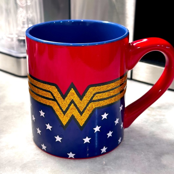 DC Comics Wonder Woman Ceramic Mug Coffee - Picture 7 of 7